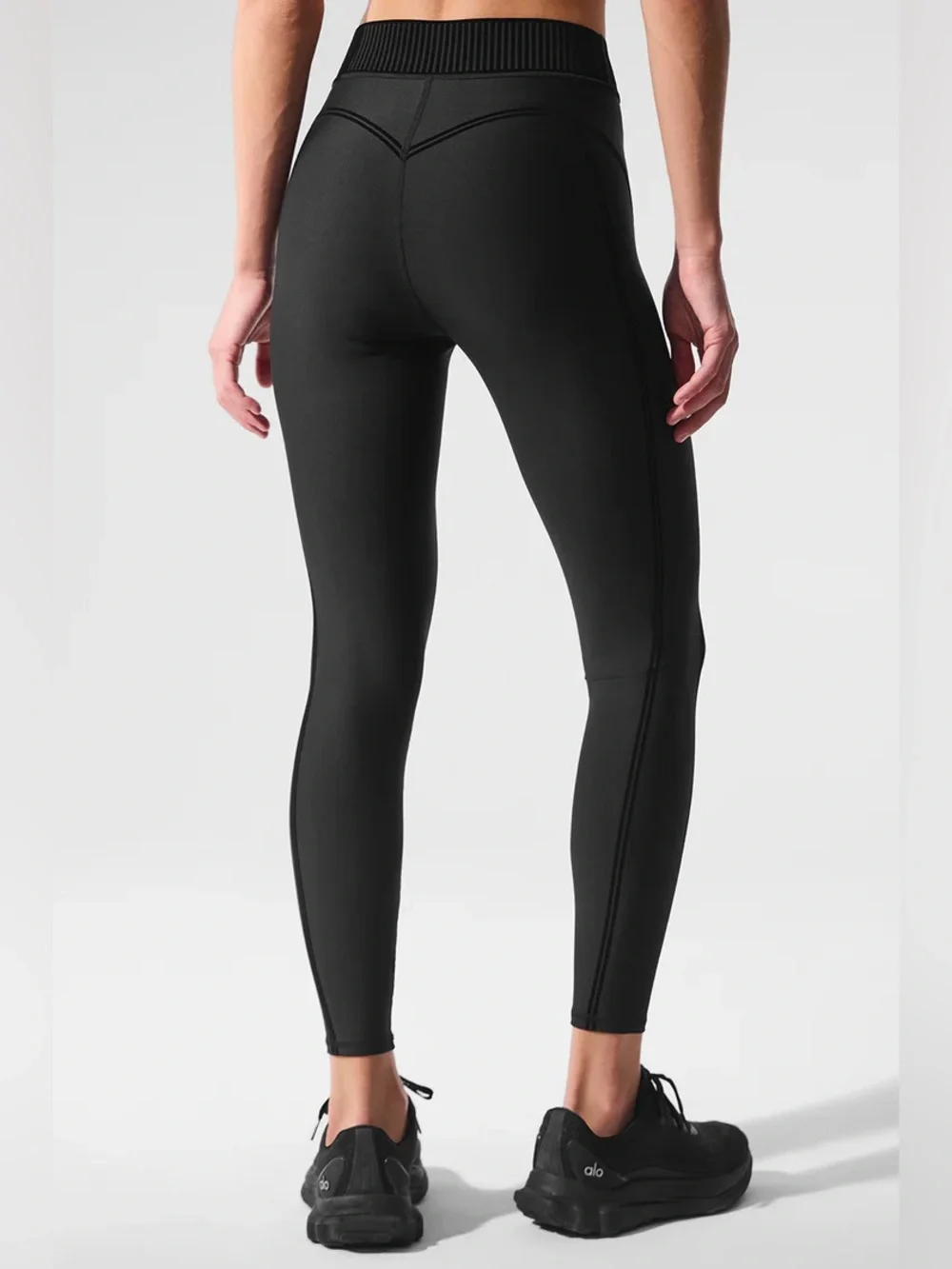 Alo Black Leggings